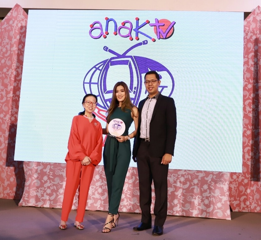 ABSCBN programs, personalities get seal of approval from Anak TV Awards